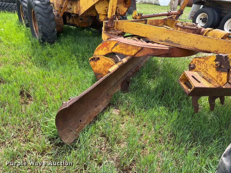 image for item NA9420 1961 Galion 118 rigid frame motor grader
