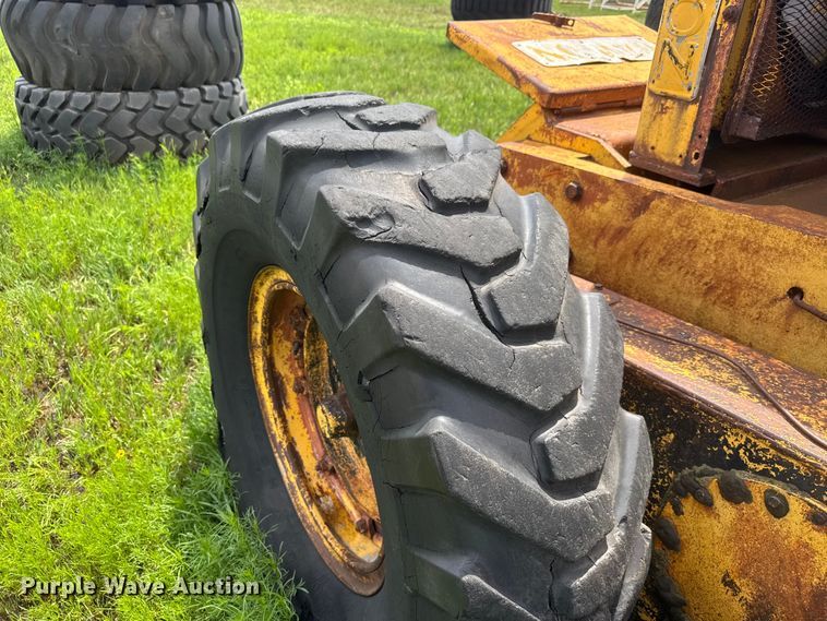 image for item NA9420 1961 Galion 118 rigid frame motor grader