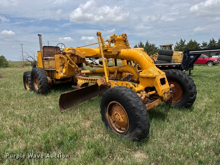 image for item NA9421 Allis Chalmers AD-40 rigid frame motor grader