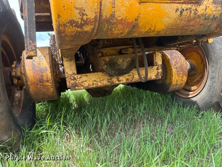 image for item NA9421 Allis Chalmers AD-40 rigid frame motor grader