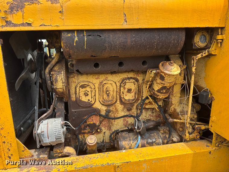image for item NA9421 Allis Chalmers AD-40 rigid frame motor grader