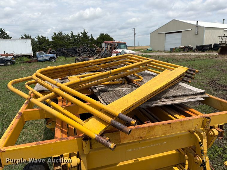 image for item NA9424 Sky Climber scissor lift