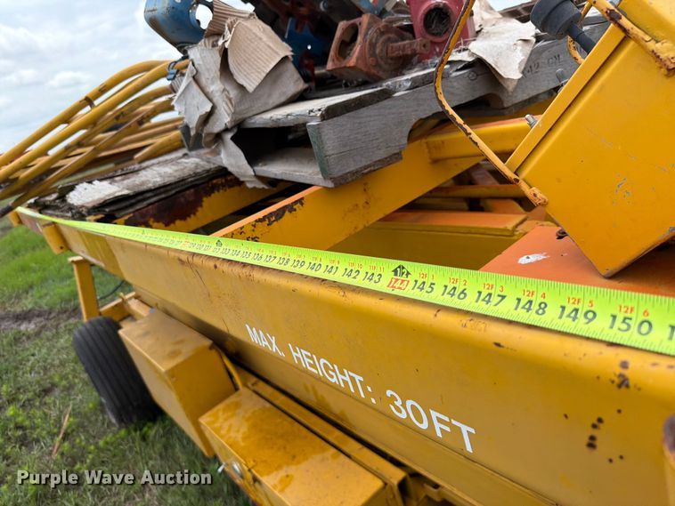 image for item NA9424 Sky Climber scissor lift