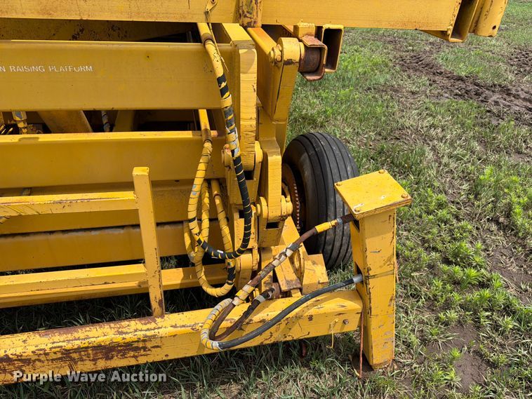 image for item NA9424 Sky Climber scissor lift