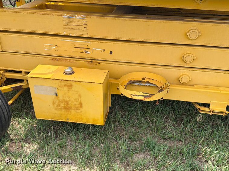 image for item NA9424 Sky Climber scissor lift