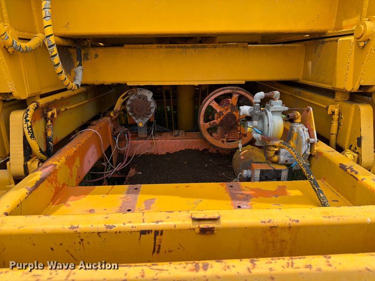 image for item NA9424 Sky Climber scissor lift