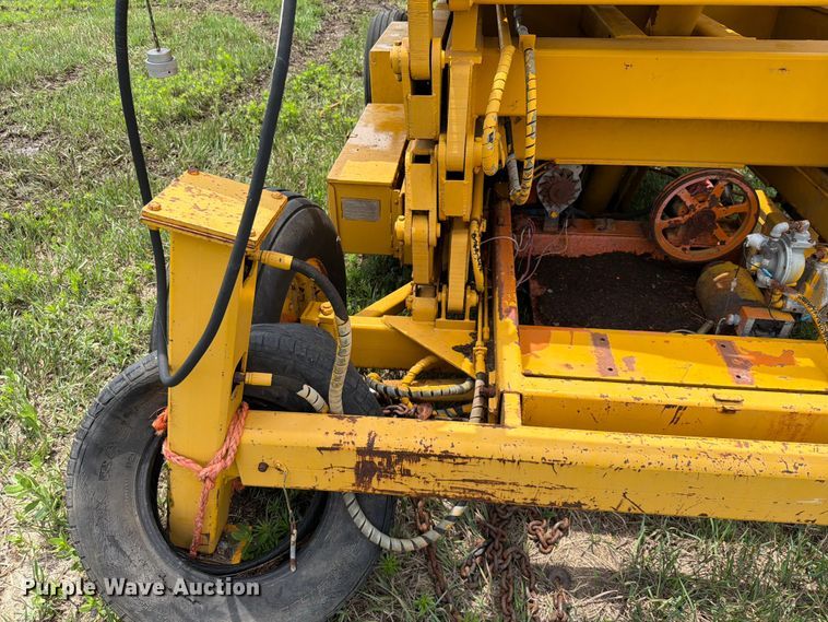 image for item NA9424 Sky Climber scissor lift