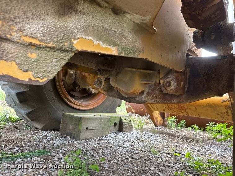 image for item NA9427 1991 Fiat-Allis R15B/2T wheel loader