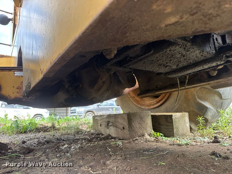 image for item NA9427 1991 Fiat-Allis R15B/2T wheel loader