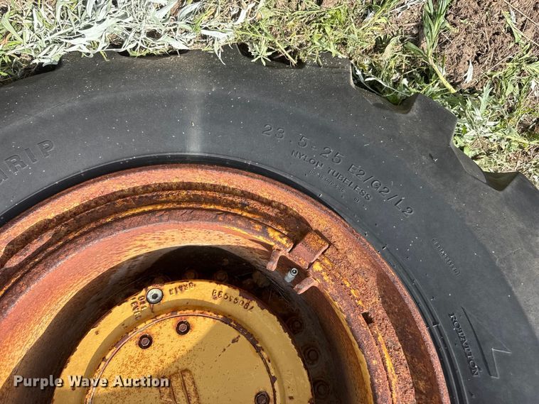 image for item NA9427 1991 Fiat-Allis R15B/2T wheel loader
