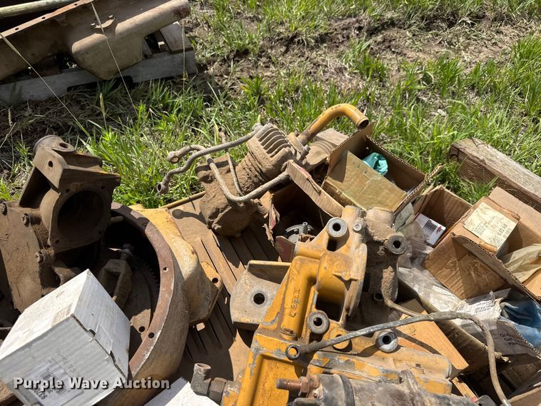 image for item NA9427 1991 Fiat-Allis R15B/2T wheel loader