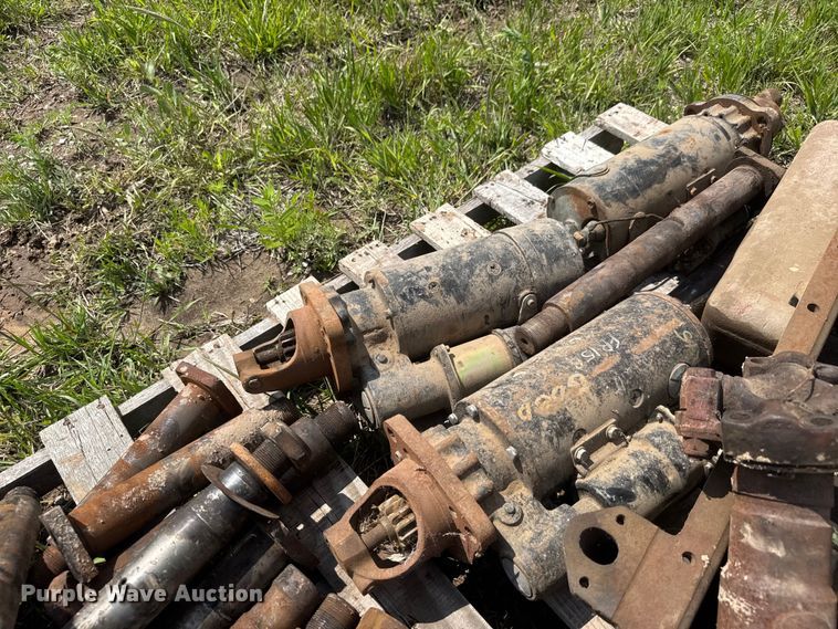 image for item NA9427 1991 Fiat-Allis R15B/2T wheel loader
