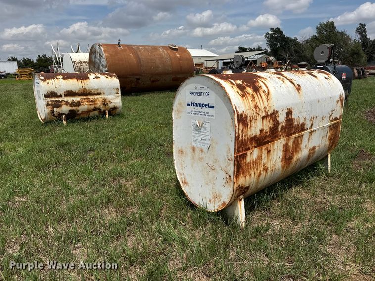 image for item NA9428 (2) oil tanks