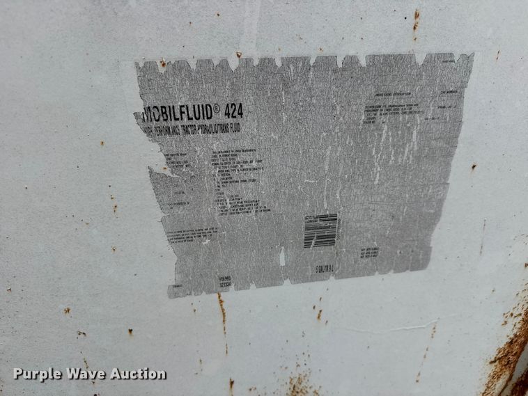 image for item NA9428 (2) oil tanks