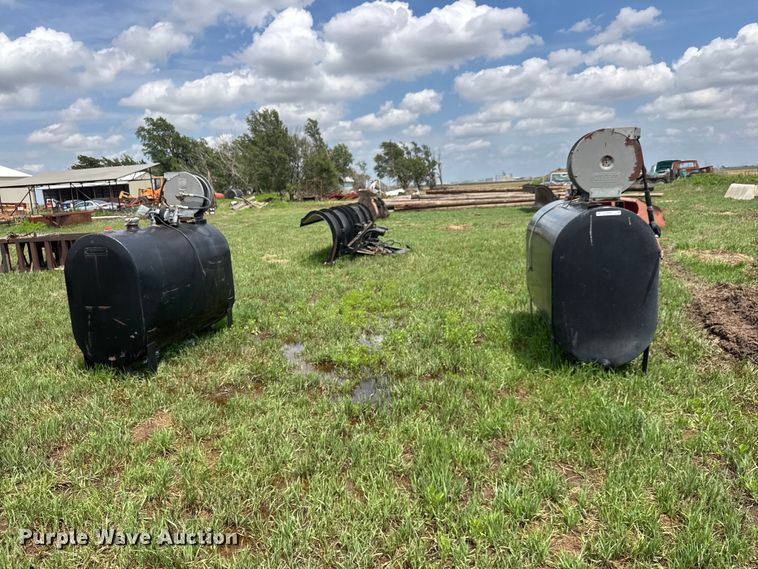 image for item NA9429 (2) oil tanks