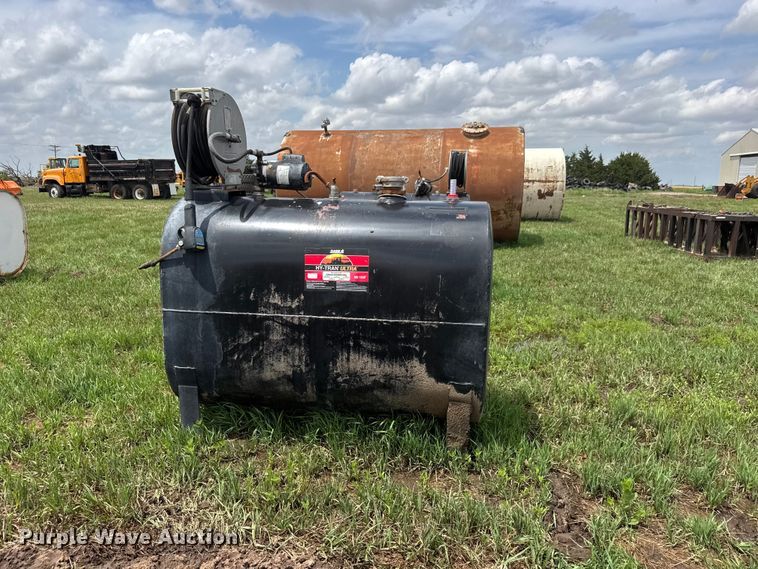 image for item NA9429 (2) oil tanks