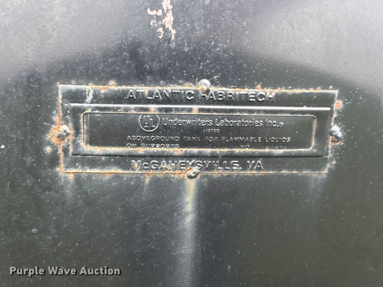 image for item NA9429 (2) oil tanks