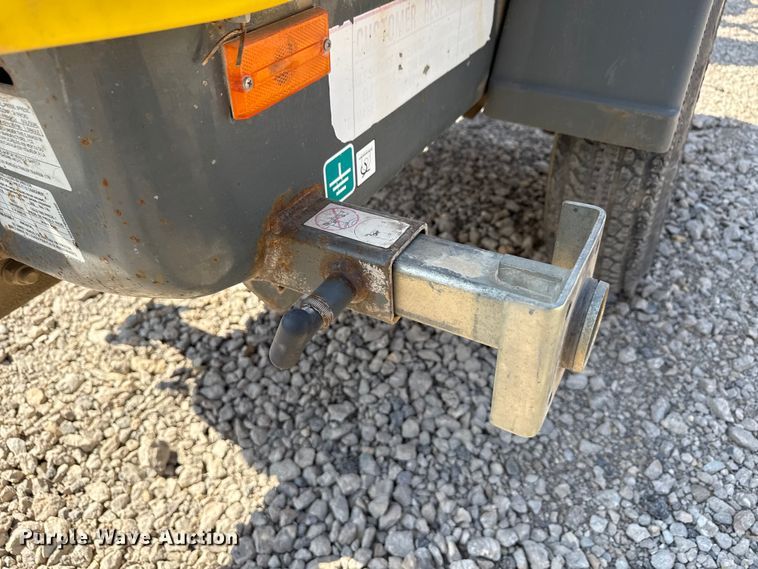 image for item ND9484 2011 Wacker Neuson LTN6 light plant