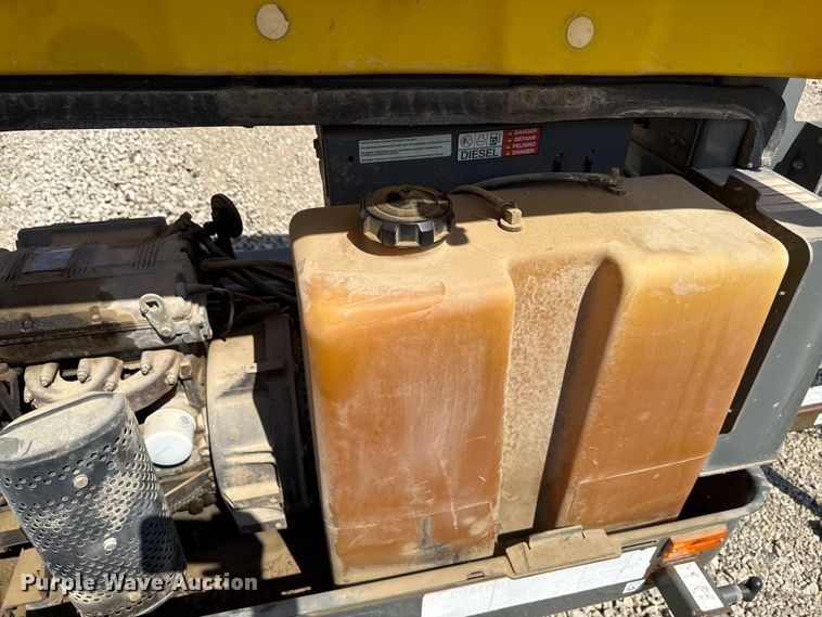image for item ND9484 2011 Wacker Neuson LTN6 light plant
