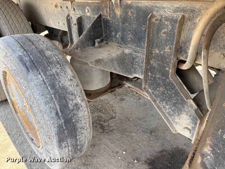 image for item ND9486 1987 Mack RS685 LS dump truck