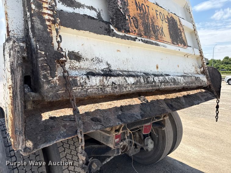 image for item ND9486 1987 Mack RS685 LS dump truck