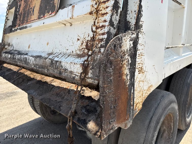 image for item ND9486 1987 Mack RS685 LS dump truck