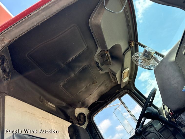 image for item ND9486 1987 Mack RS685 LS dump truck