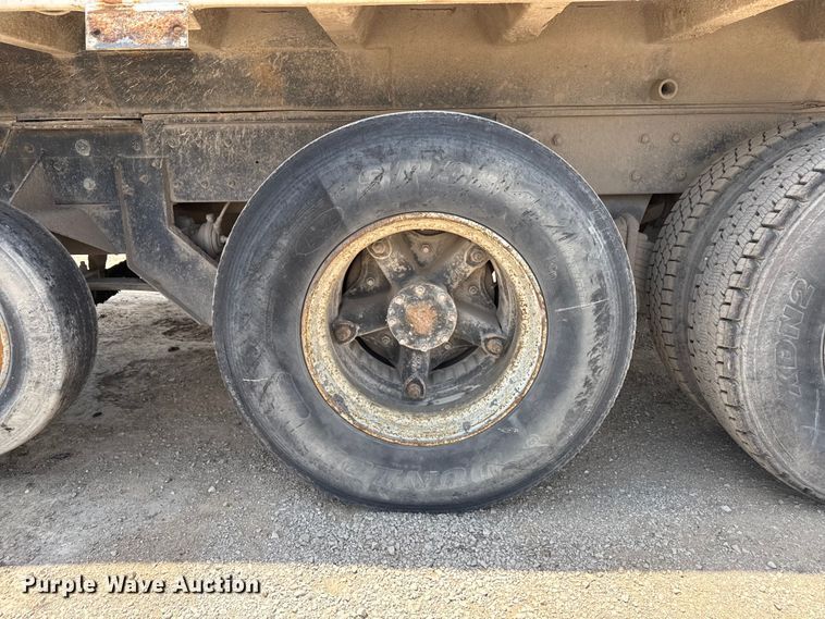 image for item ND9486 1987 Mack RS685 LS dump truck
