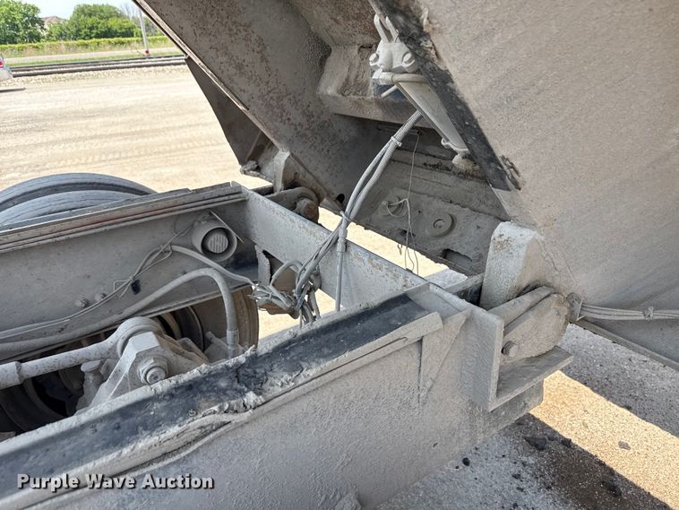 image for item ND9486 1987 Mack RS685 LS dump truck