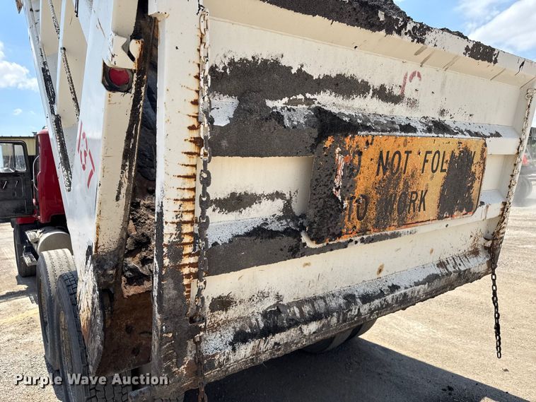 image for item ND9486 1987 Mack RS685 LS dump truck