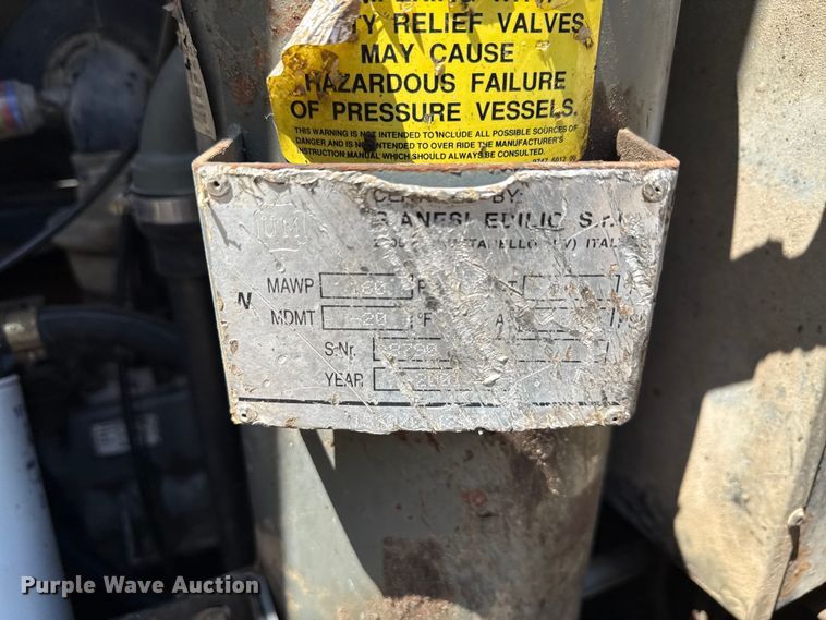 image for item ND9487 2001 Atlas Copco XAS 96 air compressor