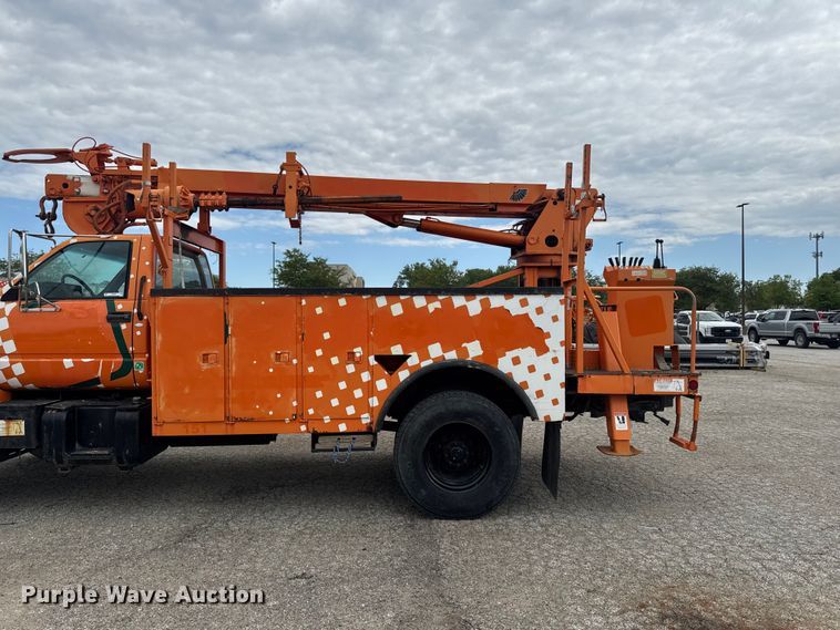 image for item OE9595 1995 GMC TopKick C6500 digger derrick truck