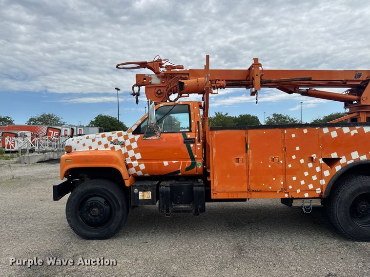 image for item OE9595 1995 GMC TopKick C6500 digger derrick truck
