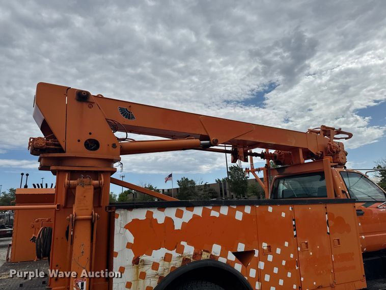 image for item OE9595 1995 GMC TopKick C6500 digger derrick truck
