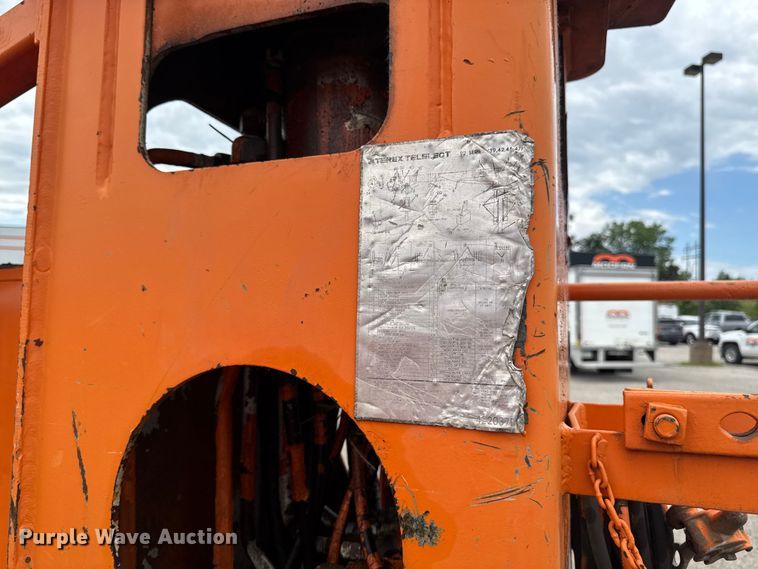 image for item OE9595 1995 GMC TopKick C6500 digger derrick truck
