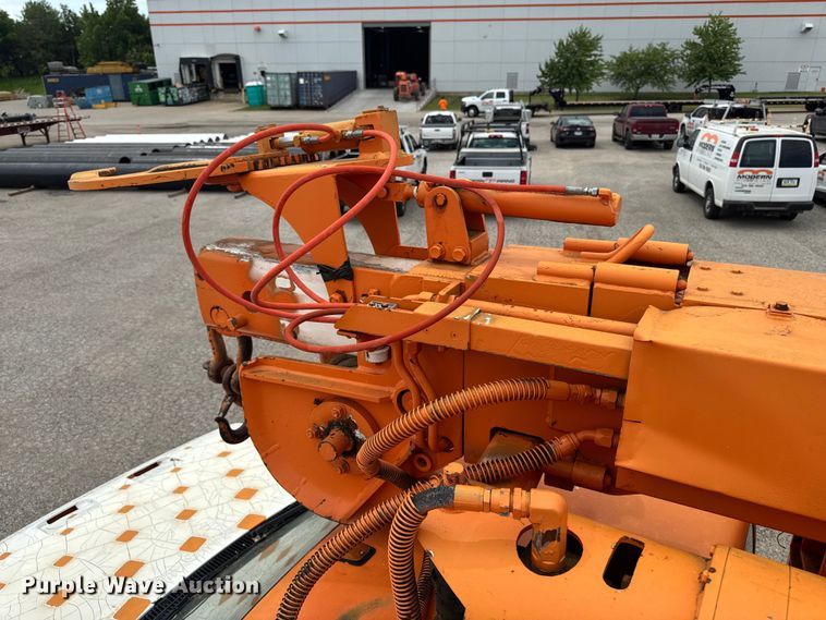 image for item OE9595 1995 GMC TopKick C6500 digger derrick truck