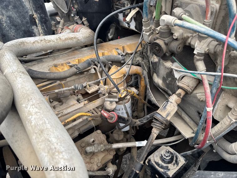 image for item OE9595 1995 GMC TopKick C6500 digger derrick truck
