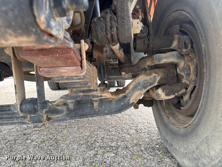 image for item OE9595 1995 GMC TopKick C6500 digger derrick truck
