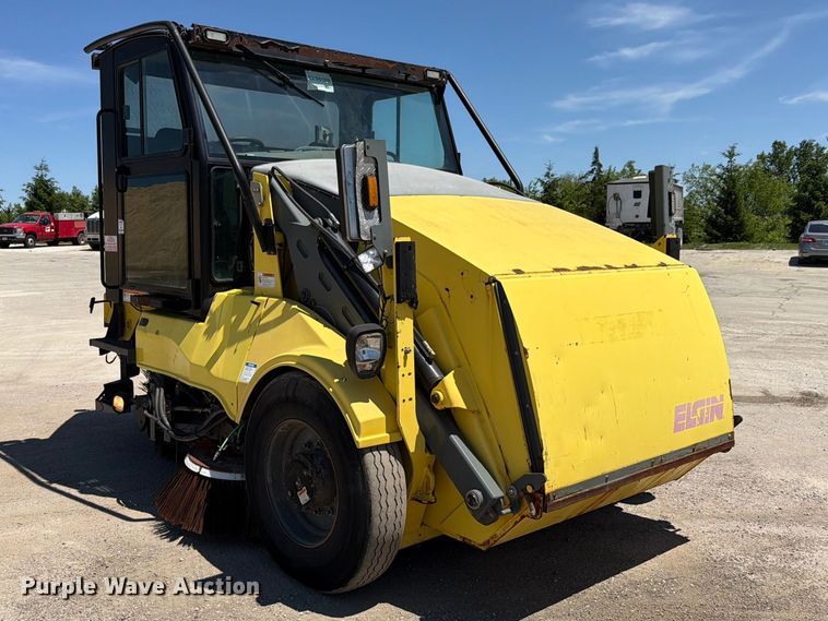 image for item OE9596 2012 Elgin Pelican NP street sweeper