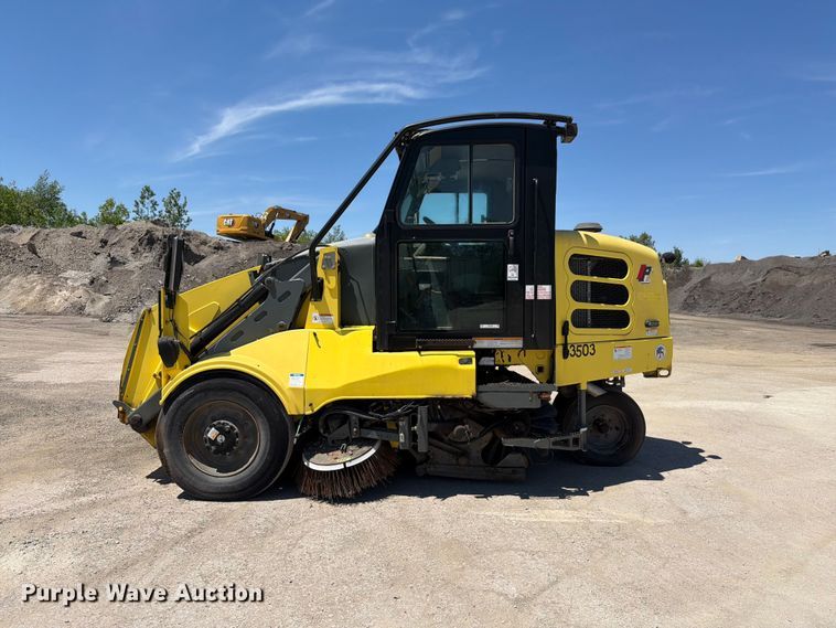image for item OE9596 2012 Elgin Pelican NP street sweeper