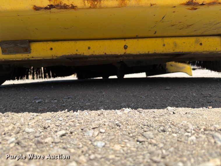 image for item OE9596 2012 Elgin Pelican NP street sweeper