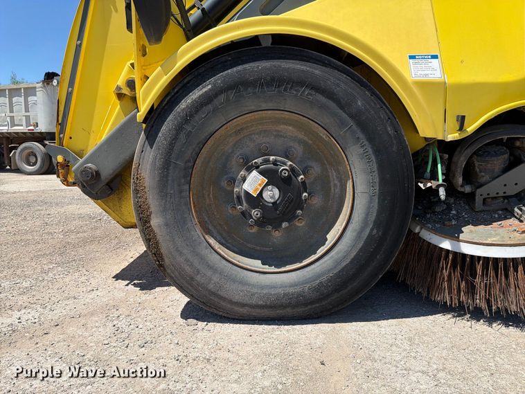 image for item OE9596 2012 Elgin Pelican NP street sweeper