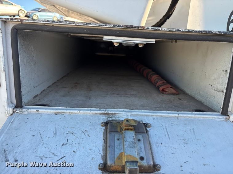image for item YA1870 2023 Ford F550 Super Duty Crew Cab bucket truck