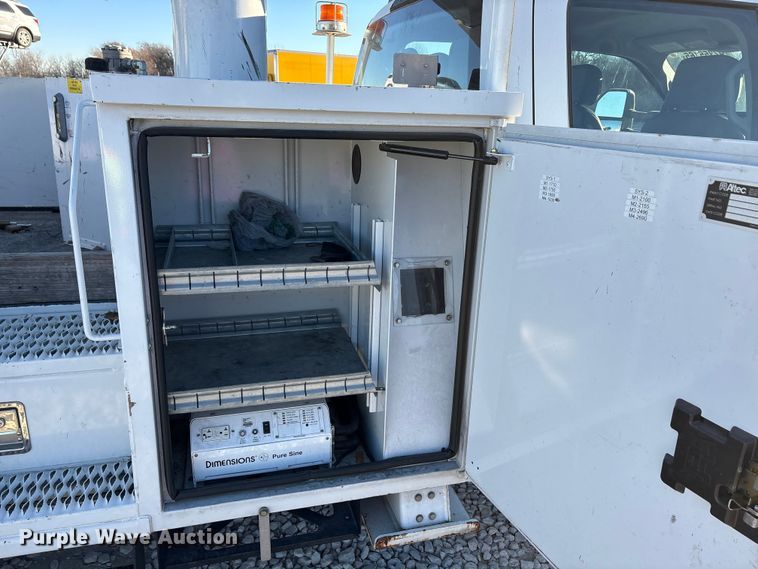 image for item YA1870 2023 Ford F550 Super Duty Crew Cab bucket truck