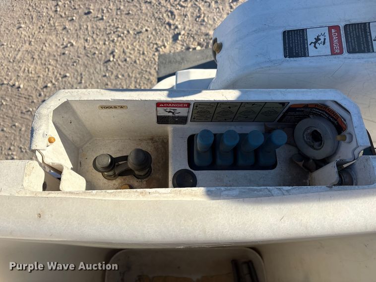 image for item YA1870 2023 Ford F550 Super Duty Crew Cab bucket truck