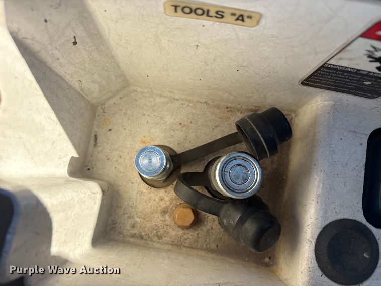 image for item YA1870 2023 Ford F550 Super Duty Crew Cab bucket truck