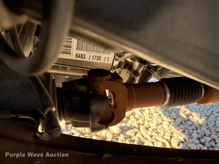 image for item YA1870 2023 Ford F550 Super Duty Crew Cab bucket truck