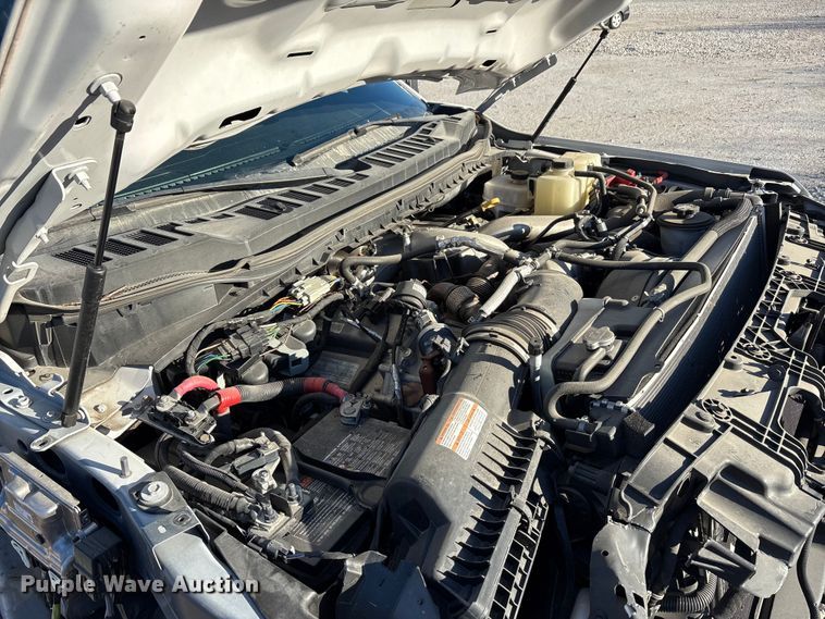 image for item YA1870 2023 Ford F550 Super Duty Crew Cab bucket truck