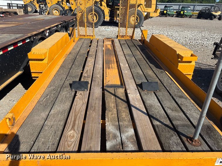 image for item YA3051 2020 Lucon 5T142BW-HDP equipment trailer