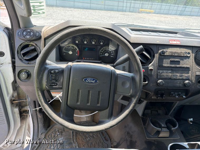 image for item YA3064 2015 Ford F450 Super Duty bucket truck